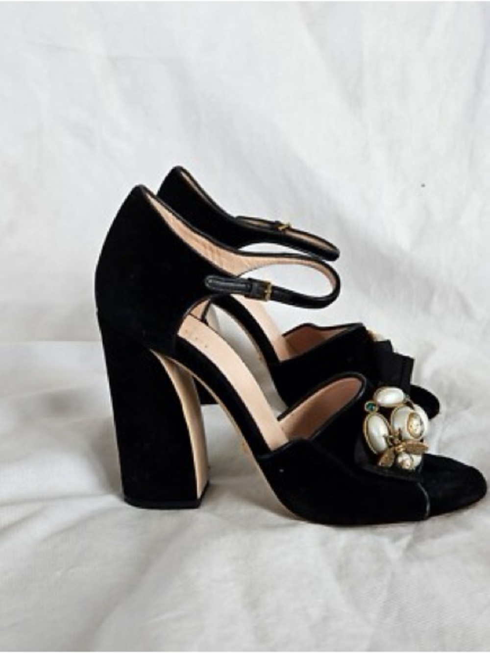 Gucci Velvet Lady Horsebit Chunky Platform Sandals with Pearl Bee Embellishment - Picture 7 of 9